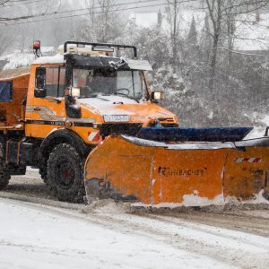 Ralice čiste dionicu autoceste Delnice - Oštrovica