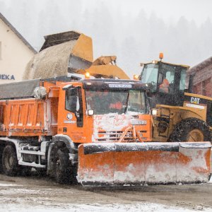 Ralice čiste dionicu autoceste Delnice - Oštrovica