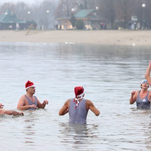 Opatijski Kukali okupali su se na Jarunu