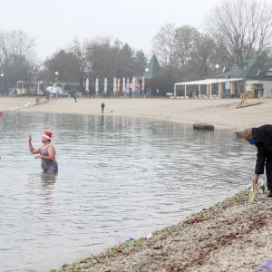 Opatijski Kukali okupali su se na Jarunu