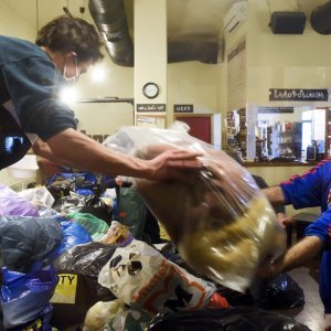 Klub Booksa pokrenuo humanitarnu akciju skupljanja pomoći