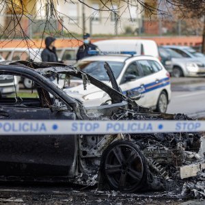 Požar automobila u Zagrebu