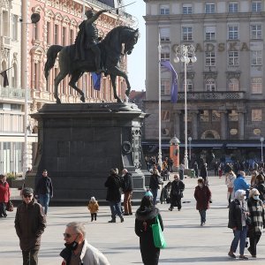 Zagreb: Sunčano i toplo vrijeme u centru grada