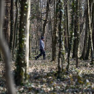 Zagreb: Građani uživali u šetnji u parku Maksimir