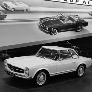 Mercedes-Benz 230 SL 'Pagoda' (W 113, 1963. do 1971.), na International Motor Show-u u Frankfurtu od 12.- 22. rujna 1963.