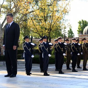 Polaganje vijenaca na Mirogoju povodom Dana oslobođenja Zagreba