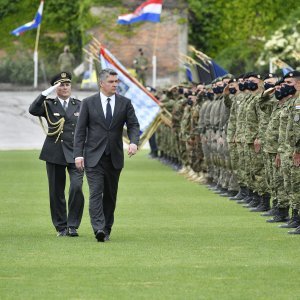 Svečano postrojavanje u Kranjčevićevoj