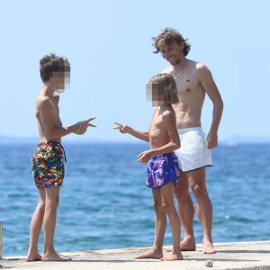 Luka Modrić s djecom