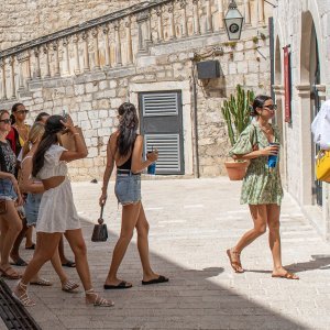 Viktorijine anđelice stigle u Dubrovnik kako bi proslavile djevojačku večer Jasmine Tookes