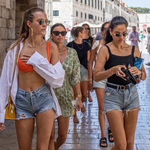 Viktorijine anđelice stigle u Dubrovnik kako bi proslavile djevojačku večer Jasmine Tookes