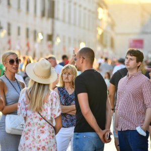 Večernja šetnja Stradunom