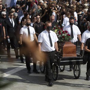 Pogreb Žane Lelas