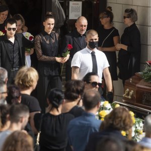 Pogreb Žane Lelas