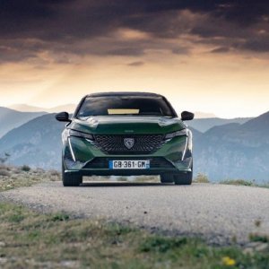 Udruženje Aventure Peugeot na salonu Epoqu’auto u Lyonu