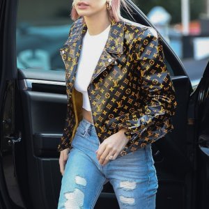 Hailey Bieber