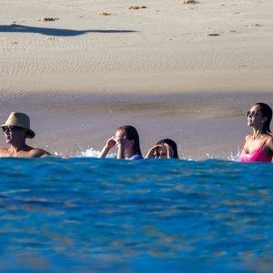 Jessica Alba s obitelji na odmoru