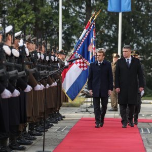 Ceremonija svečanog dočeka francuskog predsjednika