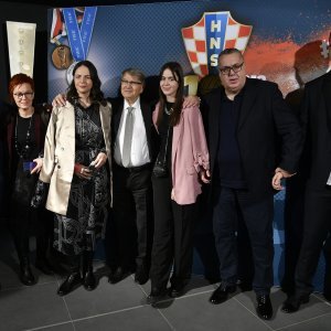 Sabahudin Topalbećirević s obitelji i Miroslav Ćiro Blažević