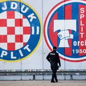 Navijači pred utakmicu Hajduk - Osijek