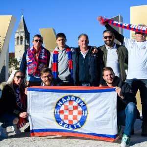 Navijači pred utakmicu Hajduk - Osijek