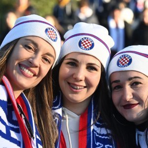 Navijači pred utakmicu Hajduk - Osijek