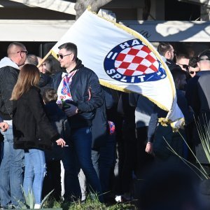 Navijači pred utakmicu Hajduk - Osijek