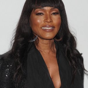 Angela Bassett