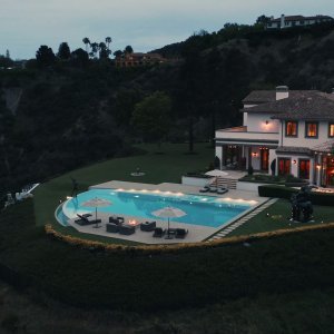 Adele kupuje vilu Sylvestera Stallonea