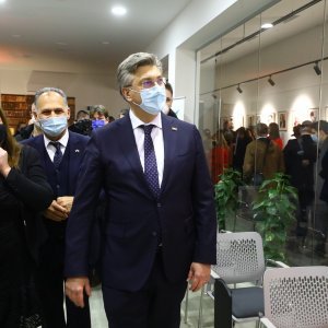 Andrej Plenković na otvorenju Romskog edukacijsko-kulturnog centra