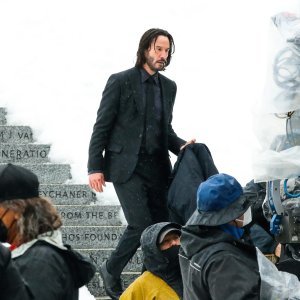 Keanu Reeves na setu filma 'John Wick 4'