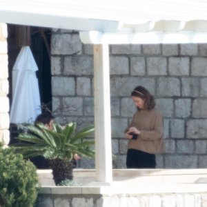 Emily Blunt s kćerima Hazel i  Violet napustila Dubrovnik