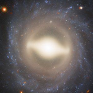 Spirale i supernove stvaraju kozmički vatromet