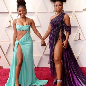 Halle Bailey i Chloe Bailey u haljinama Roberta Cavallija