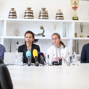 Iva Majoli i Tara Wurth na konferenciji teniske reprezentacije