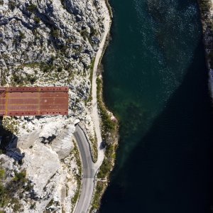 Omiš: Pogled iz zraka na početak gradnje najkompleksnijeg i najspektakularnijeg mosta u Hrvatskoj