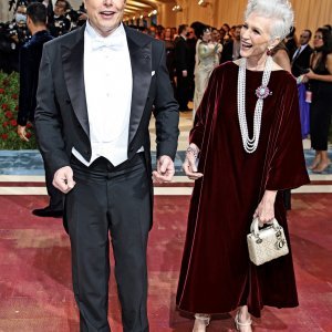 Elon i Maye Musk