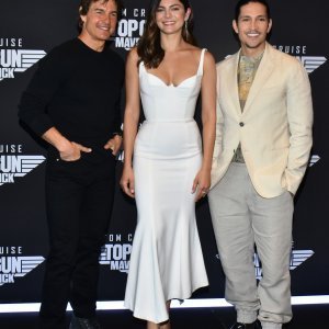 Tom Cruise, Monica Barbaro, Dany Ramirez