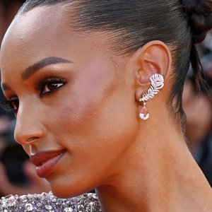 Jasmine Tookes s nakitom Boucheron