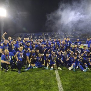 Dinamovi igrači slave titulu prvaka