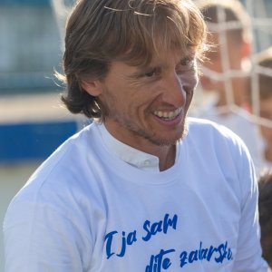 Luka Modrić družio se s djecom iz omladinskog pogona Zadra