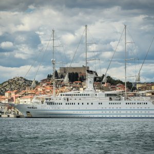 U šibensku luku uplovio je Club Med 2, najveći i najluksuzniji jedrenjak na svijetu