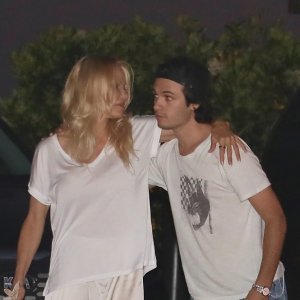 Pamela Anderson sa sinom Dylanom