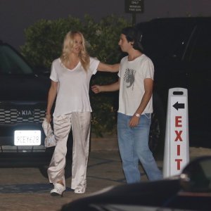 Pamela Anderson sa sinom Dylanom