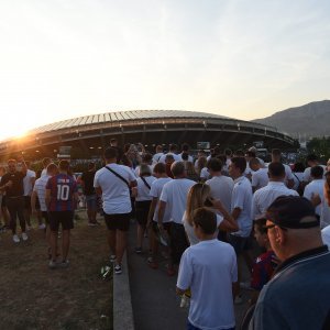 Navijači oko poljudskog stadiona uoči utakmice Hajduka i Villarreala