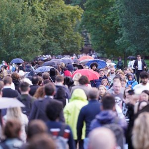 Okupljanje ispred Buckinghamske palače