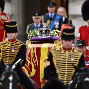 Procesija iz Buckinghamske palače prema Wesminsterskoj palači