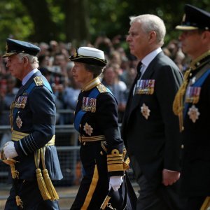 Procesija iz Buckinghamske palače prema Wesminsterskoj palači