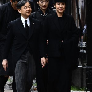 Japanski car Naruhito i carica Masako