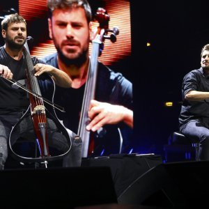 2Cellos u Areni održali posljednji nastup