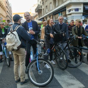 Gradonačelnik Tomislav Tomašević sa zamjenicima na Zagrebačkoj žbici